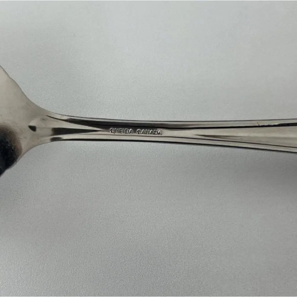 Vtg Oneida GALA-IMPULSE Glossy Stainless Steel Flatware 8.5” MEAT FORK USA